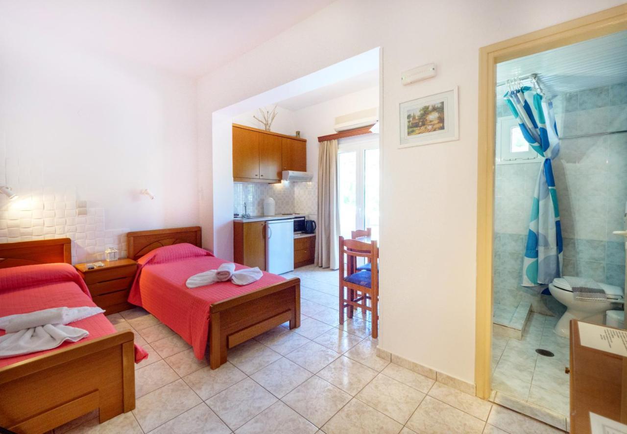 Studios Eftihia Keratókambos Dış mekan fotoğraf